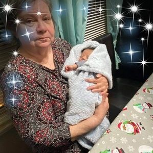 Meet your Posher, Debbie